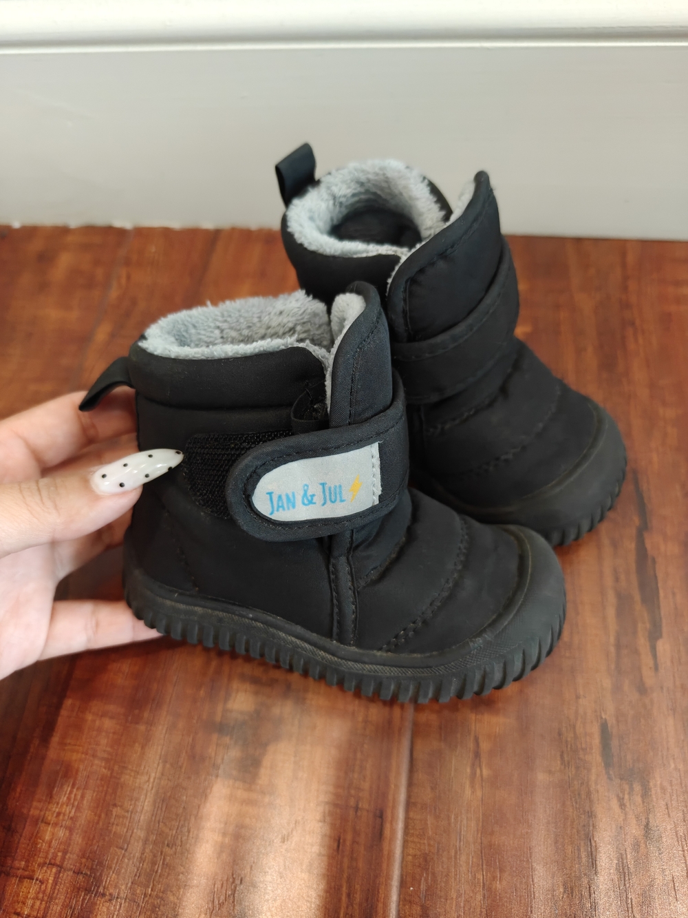 Jan & Jul Kids' Black Winter Boots with Fleece Lining- Size 5